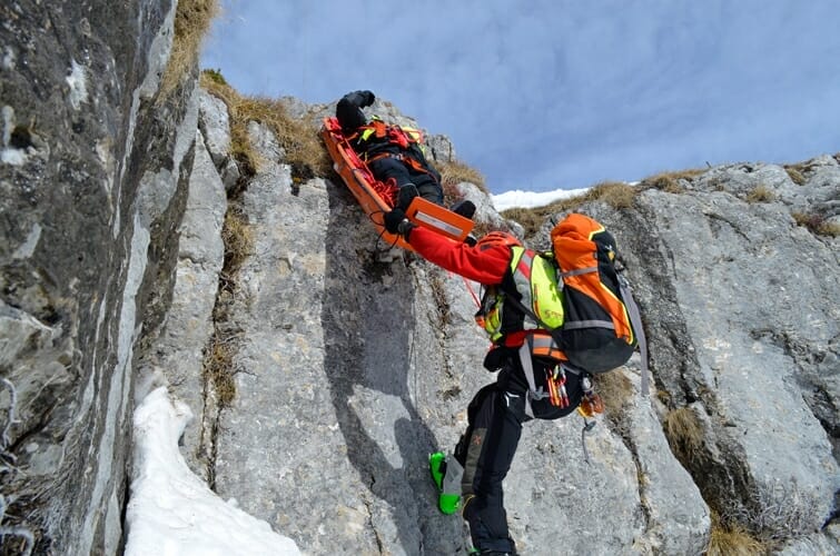 soccorso alpino in montagna