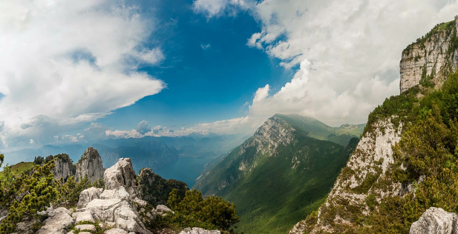 Panoramica view form ventrar path