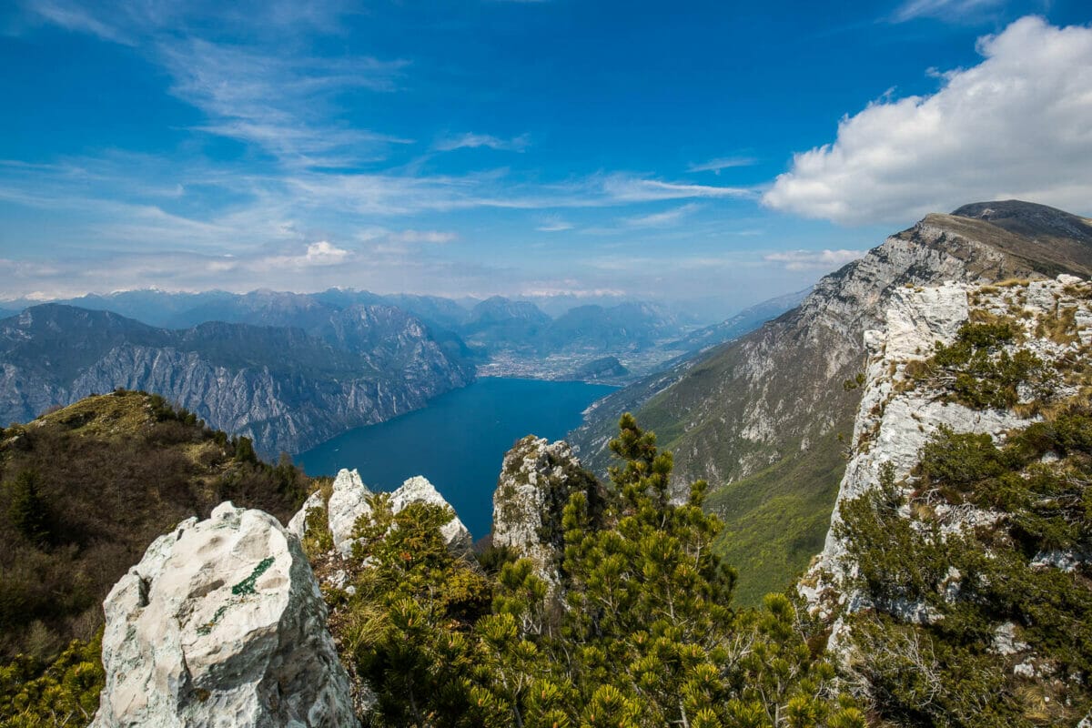 panorama all'imbocco del sentiero di ventrar