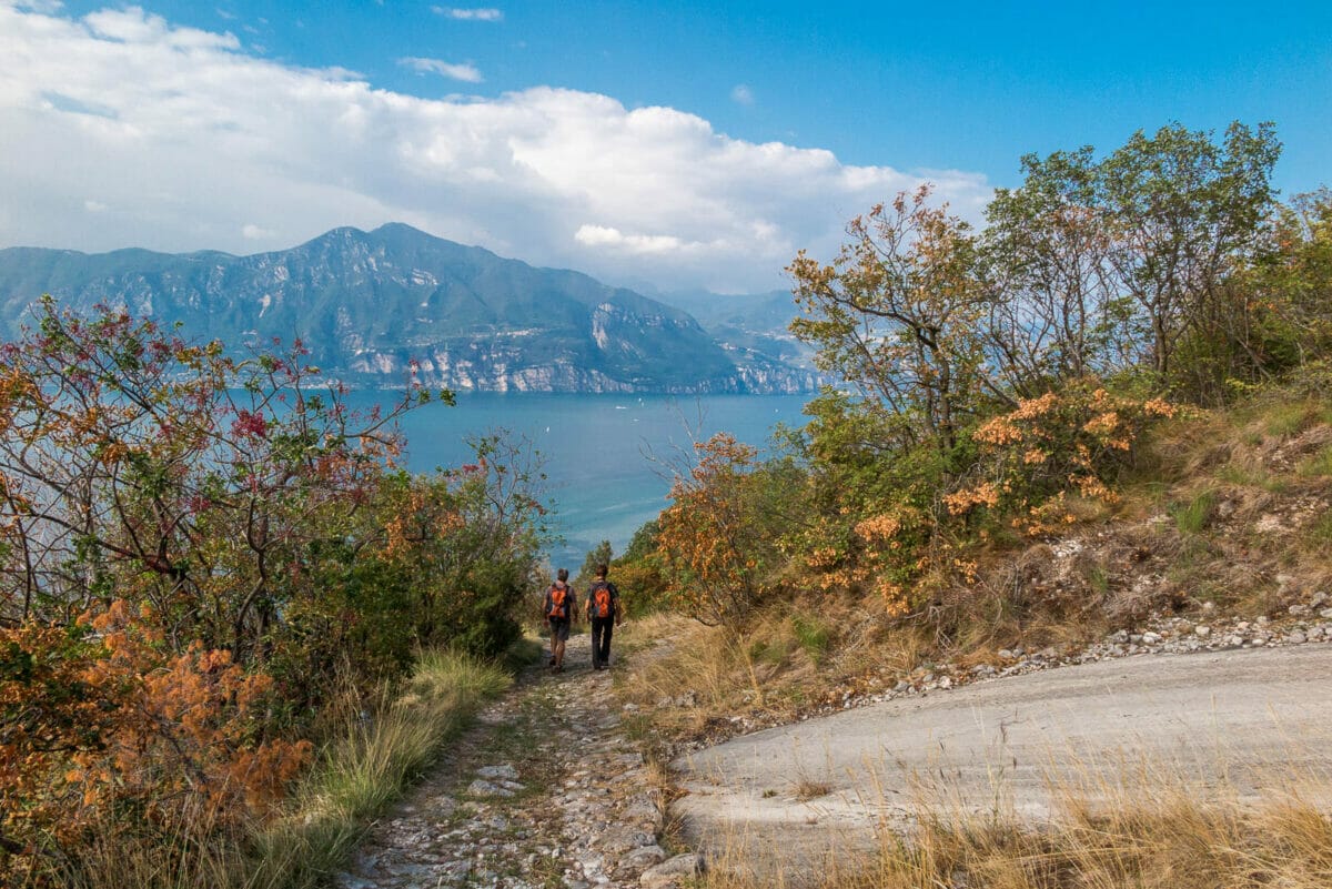 walking down to pai on path 37