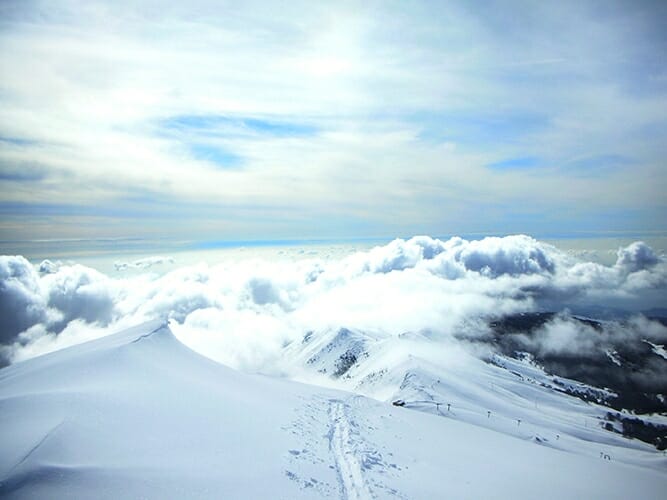 cime costabella con nuvole