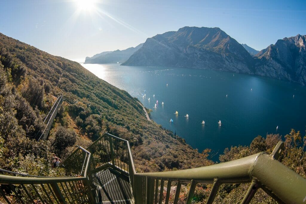 vista lago e scalinata busatte tempesta vista lago e scalinata busatte tempesta