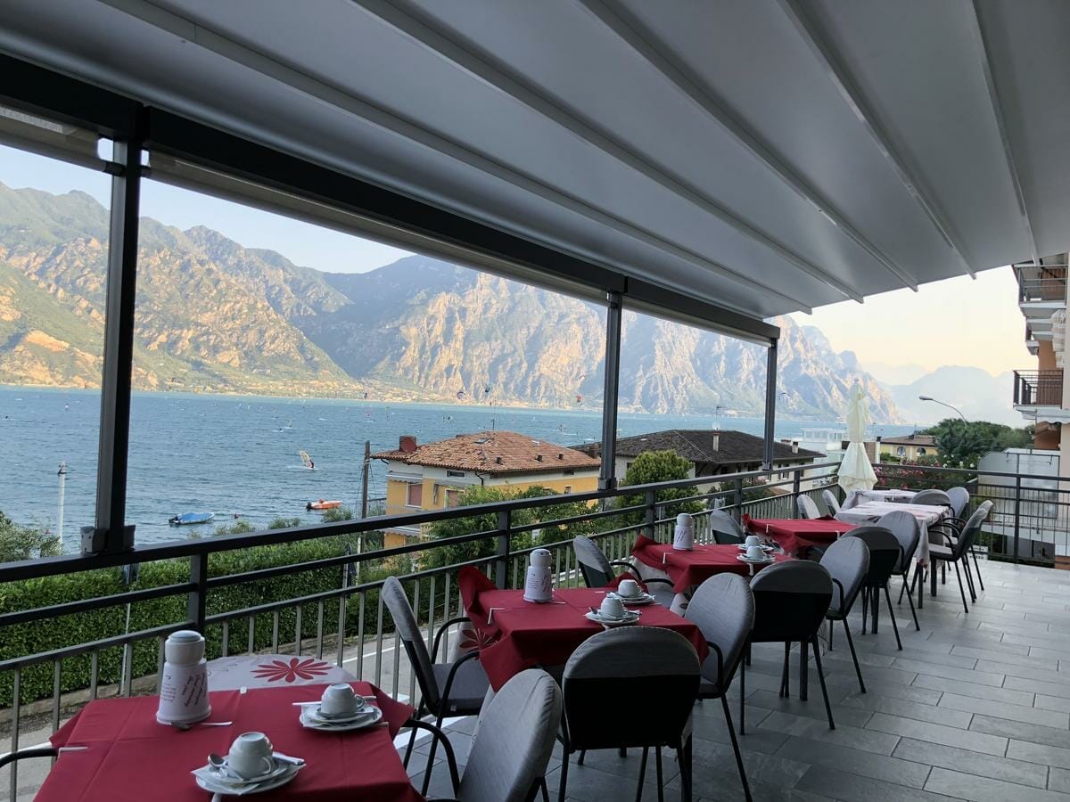 villa edera terrazza colazioni
