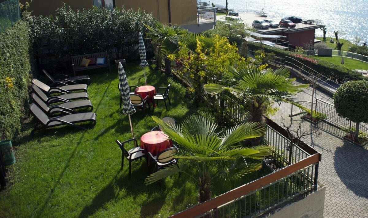 villa edera giardino
