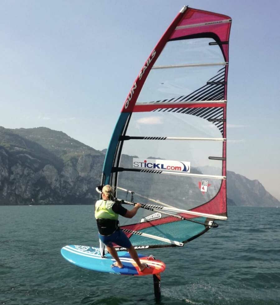 windsurf foilen am gardasee