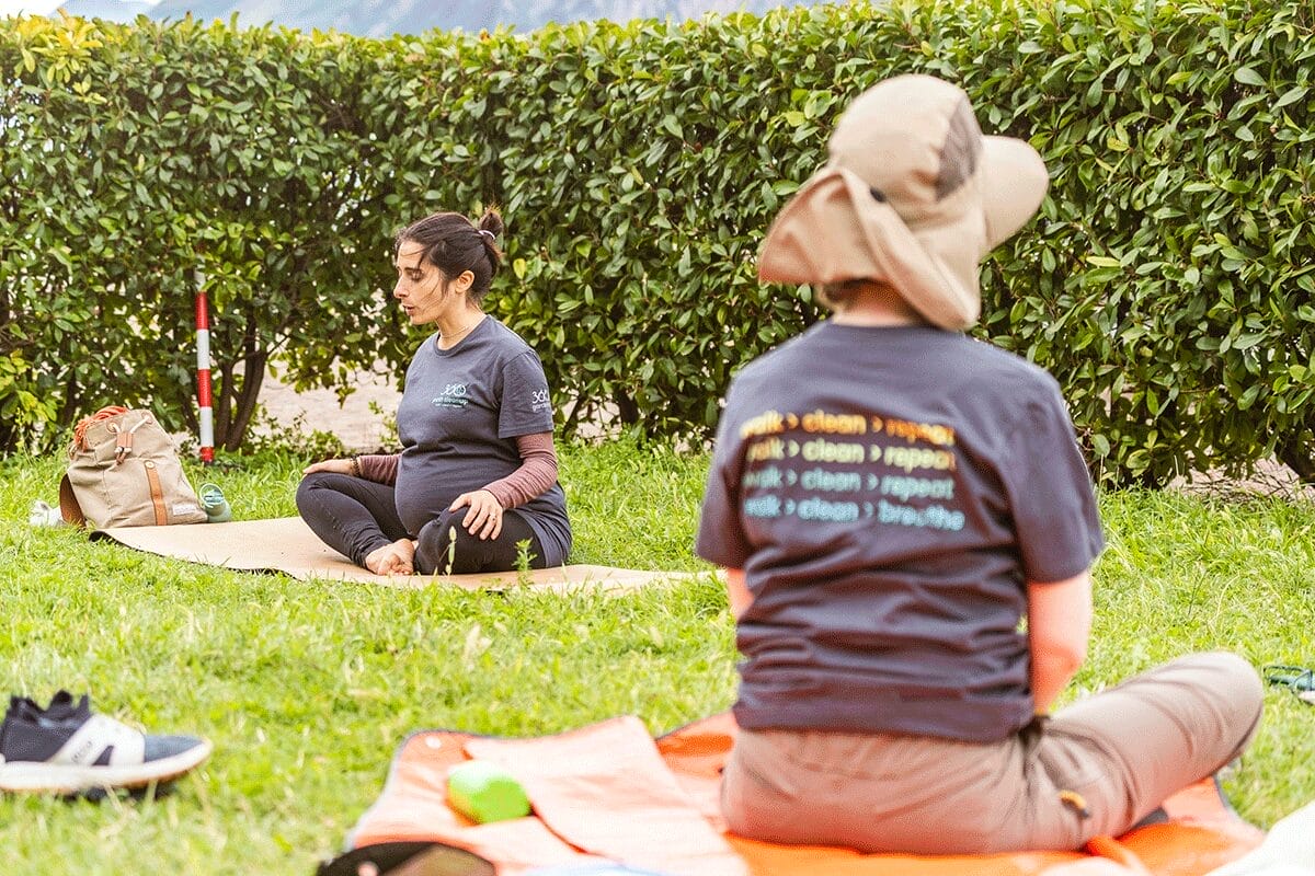 Lezione di yoga alla 360 Path Cleanup